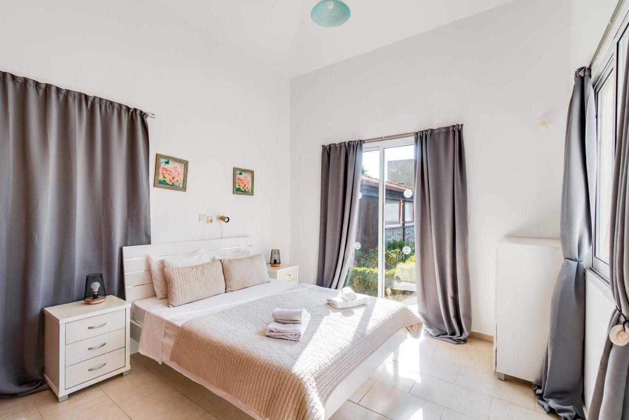 Bungalow Summerside By Ezoria Villas Coral Bay Luaran gambar